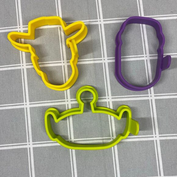 3) Disney Pixar Toy Story 4 2019 Pampered Chef Pancake Molds Only - Picture 1 of 3